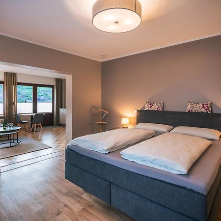 Ferienweingut Hirschen Schulstrasse Bed and Breakfast Burg  Exteriör bild