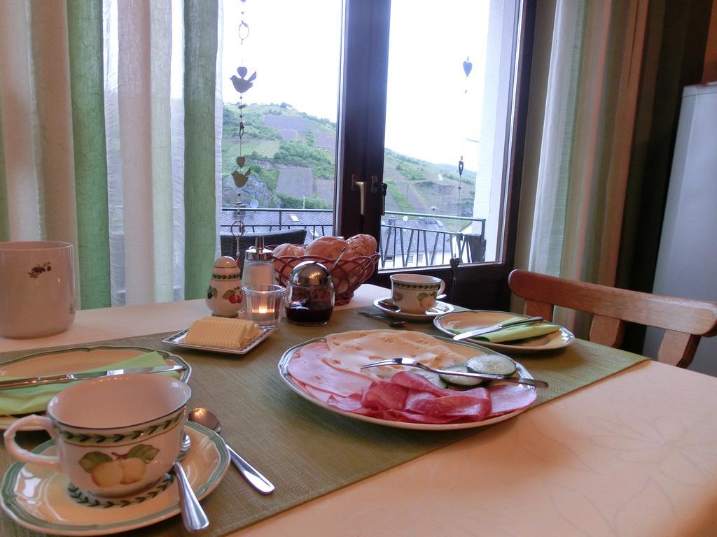 Ferienweingut Hirschen Schulstrasse Bed and Breakfast Burg  Rum bild