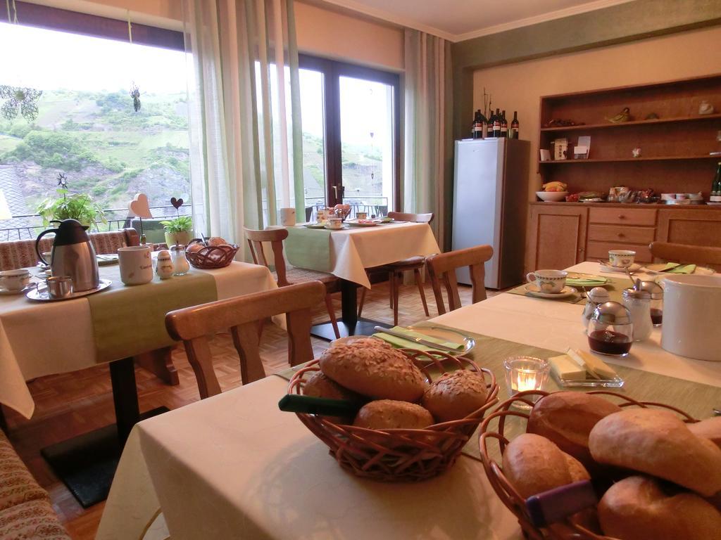 Ferienweingut Hirschen Schulstrasse Bed and Breakfast Burg  Rum bild